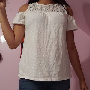 ♡♡USED♡♡ Off the Shoulder Top
